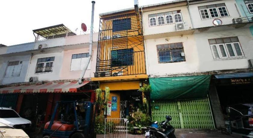 Oyo 505 Ente Space Hostel Bangkok Kültér fotó