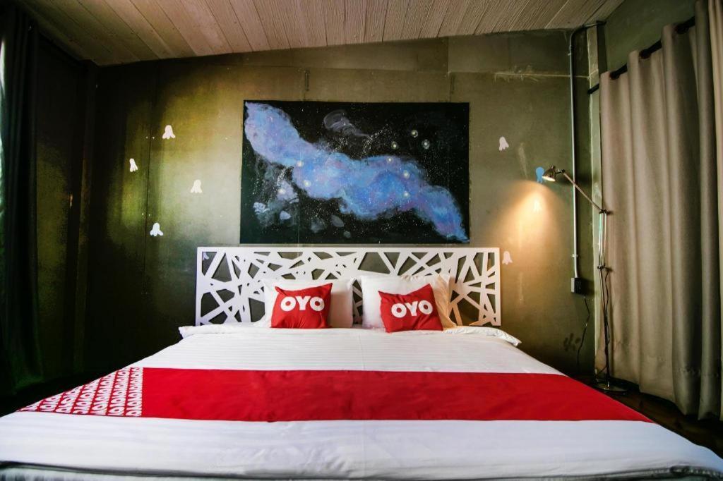 Oyo 505 Ente Space Hostel Bangkok Kültér fotó