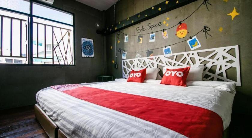 Oyo 505 Ente Space Hostel Bangkok Kültér fotó